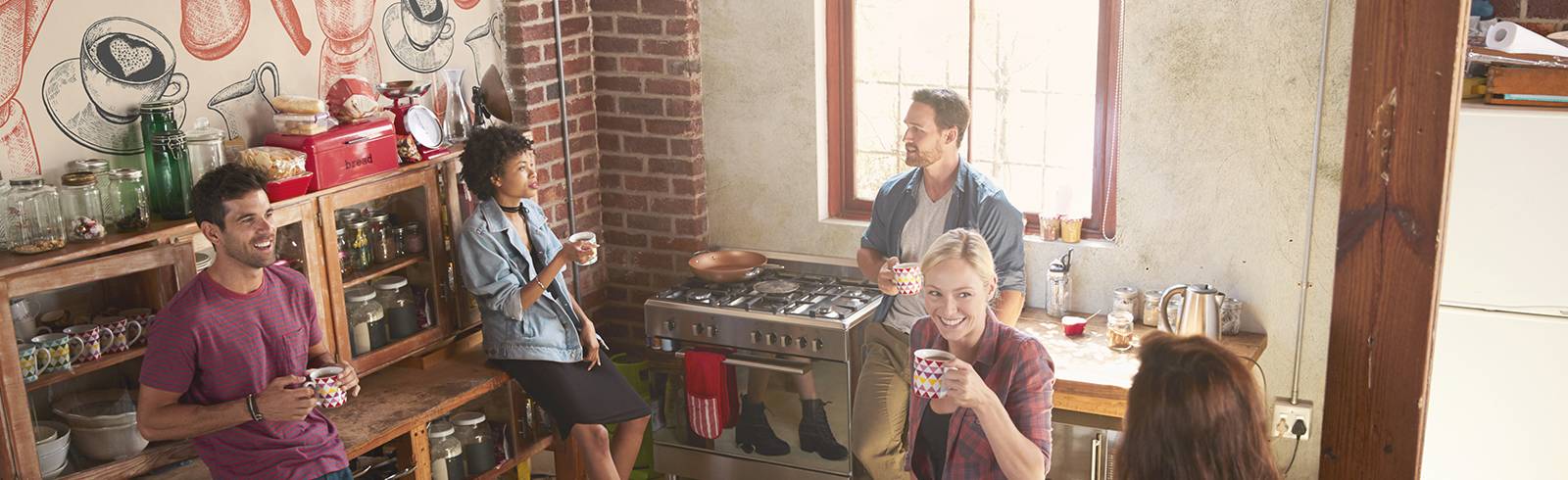 <div style="text-shadow: 0 0 7px #000;"><span style="font-size: 50%;display:block"></span>KEITTIÖ</div>