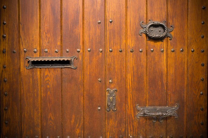 Sticker Vitre Vieille Porte En Bois Avec Boîte Aux Lettres