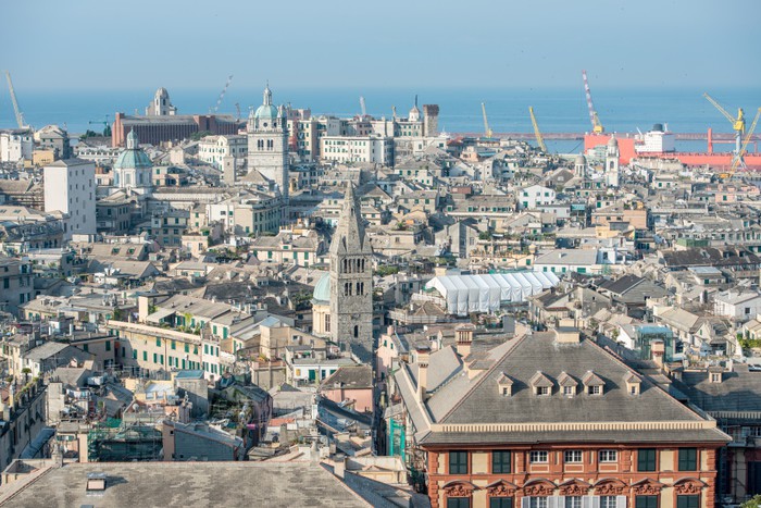 Carta Da Parati Genova.Carta Da Parati Vista Del Centro Storico Di Genova Pixers Viviamo Per Il Cambiamento